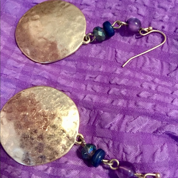 🌹2/$21 Brushed Gold Hammered Disc Bead Earrings - Picture 5 of 8
